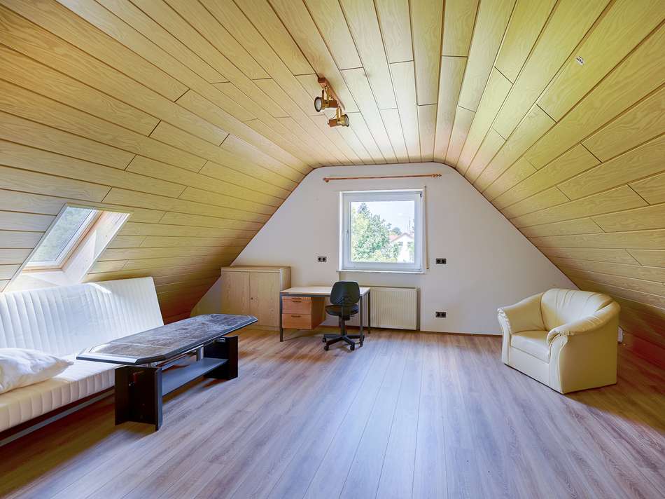 Wohnzimmer DG