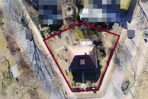 Natur vor der Tür, S-Bahn um die Ecke – Sanierungsbedürftiges Haus mit viel Gestaltungsmöglichkeiten