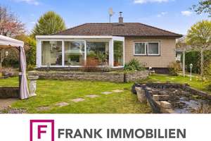 FRANK IMMOBILIEN - Gepflegte Wohnperspektive für jedes Alter! Bungalow zum Verlieben!