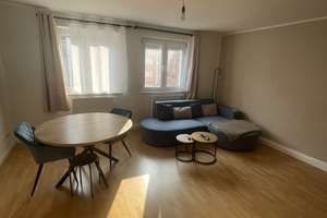 Zuhause mit zwei Zimmern in Stuttgart Ost - Bitte Beschreibung lesen