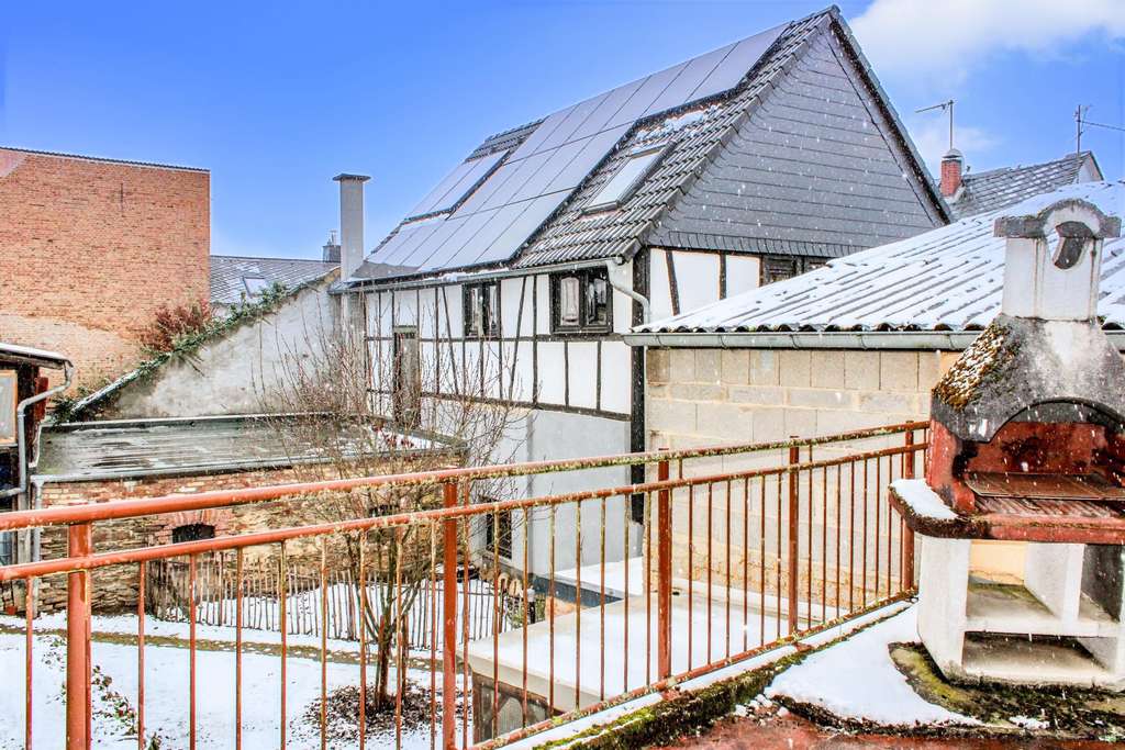 Immobilie in Hünfelden - Attraktives Einfamilienhaus in zentraler Lage von Hünfelden-Dauborn  - Bild 2