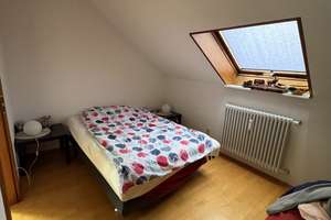 Charmante 4,5-Zimmer-DG-Wohnung mit großer Dachterrasse, Weitblick & Garage in Ulm – Weidachweg 81, 89081 Söflingen, Ulm – Vorschaubild 5