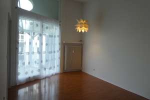 Schöne, gepflegte 2-Zimmer Dachgeschosswohnung in Reutlingen – Die vollständige Adresse der Immobilie erhältst du vom Anbieter., 72762 Reutlingen-Mitte, Reutlingen – Vorschaubild 3