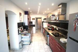 FREISTEHEND EXKLUSIV 1 FAM.-HS., 3 GARAGEN, 7 ZI./237 QM WFL., MARMOR, KAMIN, SAUNA IN KNITTKUHL – Am Wagenrast 35, 40629 Knittkuhl, Düsseldorf – Vorschaubild 8