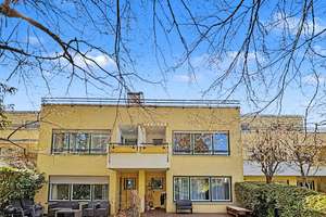 Charmante 1,5-Zimmer-Wohnung mit ruhiger Loggia ins Grüne in Solln – Die vollständige Adresse der Immobilie erhältst du vom Anbieter., 81479 Solln, München – Vorschaubild 1