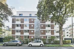 Wohnen in der Kölner Südstadt: Großzügige 3-Zimmer-Wohnung mit Balkon am Volksgarten – 50677 Neustadt/Süd, Köln – Vorschaubild 2