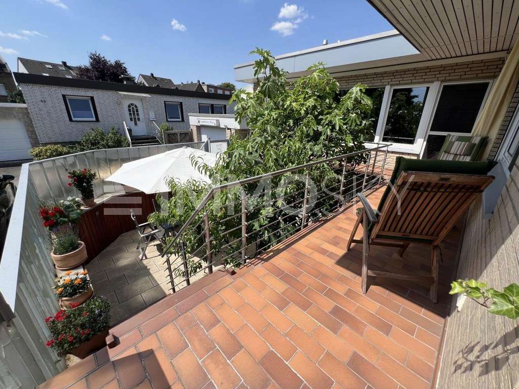 Besonderer Winkelbungalow – großzügig Wohnen und flexibel Arbeiten