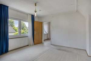 Ein Zuhause voller Möglichkeiten: 7 Zimmer & ein Garten zum Verlieben – Die vollständige Adresse der Immobilie erhältst du vom Anbieter., 53229 Holtorf, Bonn – Vorschaubild 23