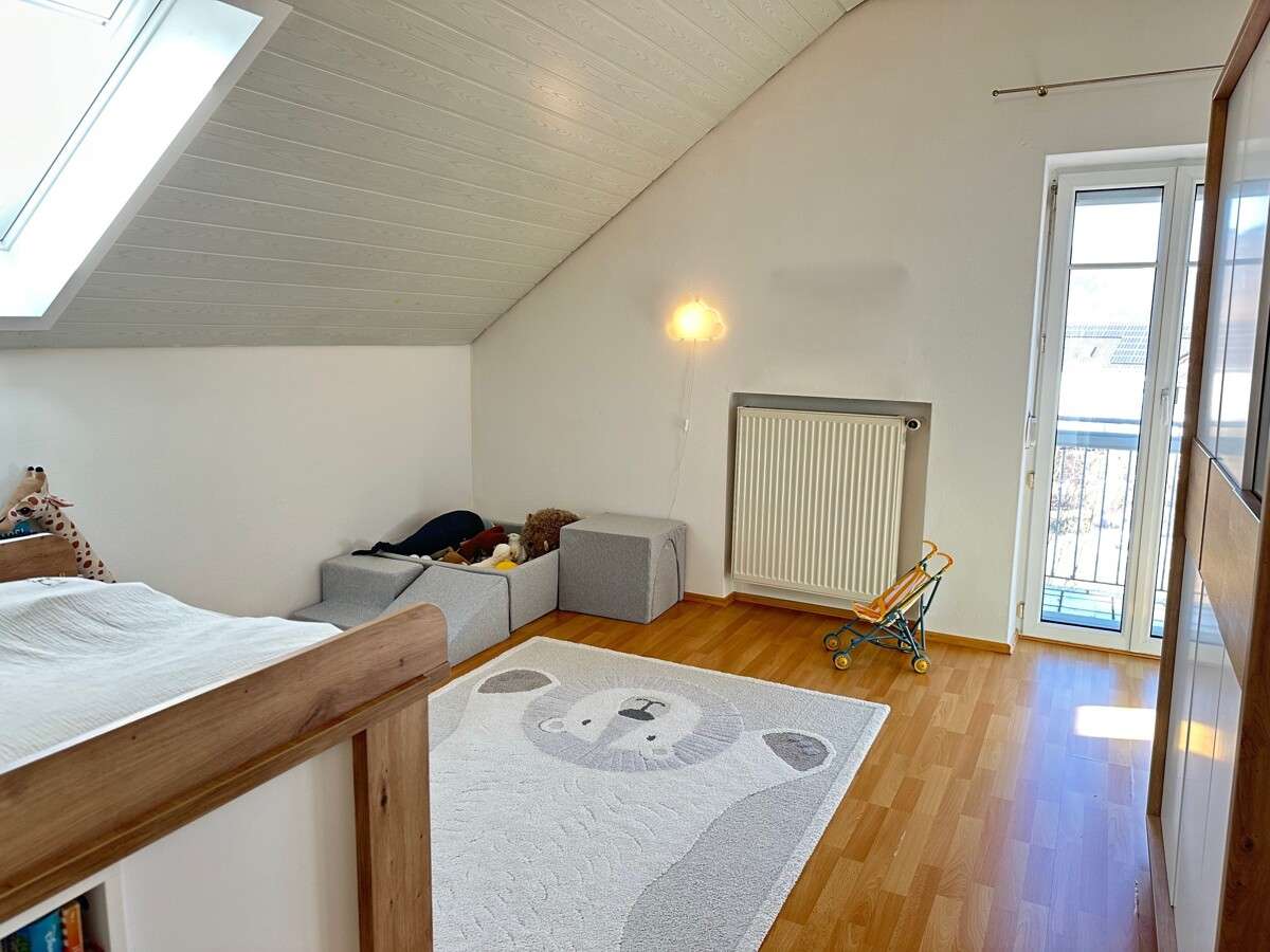 Immobilie in Grafling - Mod. Einfam.-Haus m. Einliegerwhg., PV-Anlage, 2 Garagen u. Fernblick in naturnaher Wohnlage b. DEG! - Bild 5