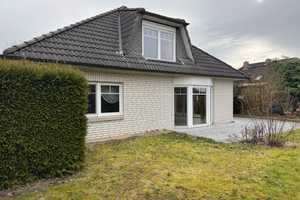 Großzügiger Bungalow mit Dachausbau und Garage in Schneverdingen – Heidekreis – Vorschaubild 2