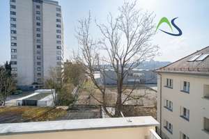 Frisch renovierte Dreizimmerwohnung mit Südbalkon und Garage im inneren Westen – Prüfeninger Straße 45A, 93049 Westenviertel, Regensburg – Vorschaubild 4