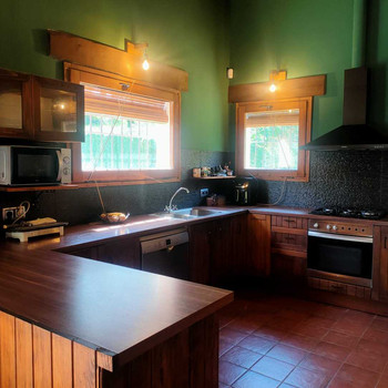 EINFAMILIENHAUS IN URB. LES COMES DE SILS