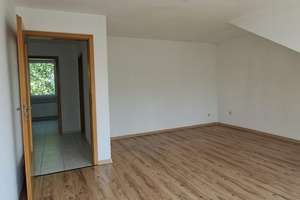 Lichtdurchflutete Dachgeschosswohnung mit traumhafter Dachterrasse und Fernblick – renoviert – Spichernstr. 27, 47137 Untermeiderich, Duisburg – Vorschaubild 7