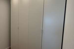 Erstbezug nach umfangreicher Renovierung, möblierte 2,5-Zimmer-Wohnung Berlin Mitte, Toller Ausblick – 10179 Mitte (Ortsteil), Berlin – Vorschaubild 12