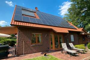 Familientraum im Grünen: Modernes Einfamilienhaus mit Traumgarten und viel Platz zum Wohlfühlen – Die vollständige Adresse der Immobilie erhältst du vom Anbieter., 26160 Bad Zwischenahn – Vorschaubild 2