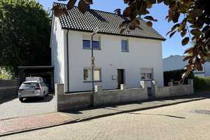  Freistehendes 12-Familienhaus! Hier finden Großfamilien und Generationenwohnen ein neues Zuh – Bremen – Vorschaubild 1