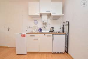 Hell möblierte Einliegerwohnung in Oberdürrbach – Die vollständige Adresse der Immobilie erhältst du vom Anbieter., 97080 Dürrbachtal, Würzburg – Vorschaubild 3