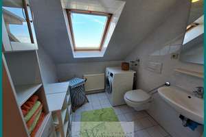 Helle 2 Zimmer Dachgeschosswohnung mit Balkon – Die vollständige Adresse der Immobilie erhältst du vom Anbieter., 27474 Cuxhaven – Vorschaubild 11