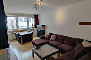Helle 2-Zimmer-Wohnung mit Balkon & privatem Stellplatz in Top-Lage Pempelfort – 40477 Pempelfort, Düsseldorf – Vorschaubild 2