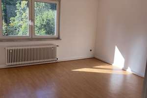 Helle 3-Zimmer-Wohnung in zentraler Lage von Essen – Laminatboden & eigener Keller