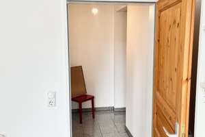 ***Neuwertige, helle, attraktive 2 ZKB- EG. Wohnung, Nähe Rheinufer*** – Adolf-Todt Straße  14, 65205 Biebrich, Wiesbaden – Vorschaubild 14