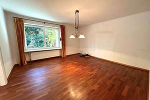 Großzügiges EFH mit parkähnlichem Garten, Vollkeller und abtrennbarem Baugrundstück 
 – Die vollständige Adresse der Immobilie erhältst du vom Anbieter., 22397 Duvenstedt, Hamburg – Vorschaubild 5
