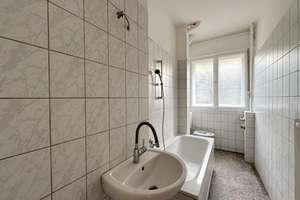 bezugsfreie 3-Zimmer-Wohnung - Jetzt Nebenkosten sparen! – Gorkistraße 48, 13509 Tegel, Berlin – Vorschaubild 8