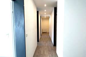 Eigentumswohnung NEU renoviert mit Hausinternem Schwimmbad, Sauna und Fittnessraum – Die vollständige Adresse der Immobilie erhältst du vom Anbieter., 85049 Friedrichshofen-Hollerstauden, Ingolstadt – Vorschaubild 6