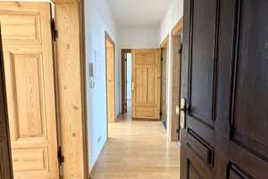 Stilvolle 3-Zimmer-Altbauwohnung 3.OG mit Balkon in Magdeburg-Stadtfeld – 39108 Stadtfeld Ost, Magdeburg – Vorschaubild 9
