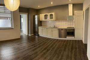 Attraktive und vollst. renovierte 3-Raum-EG-Wohnung mit geh. Innenausstattung mit EBK – Odenkirchener Strasse 307, 41236 Heyden, Mönchengladbach – Vorschaubild 2