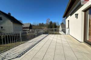 Einfamilienhaus mit großem Garten, Terrasse, Garage und Photovoltaikanlage in Jahnsdorf bei Chemnitz – Die vollständige Adresse der Immobilie erhältst du vom Anbieter., 9387 Jahnsdorf/Erzgebirge – Vorschaubild 7
