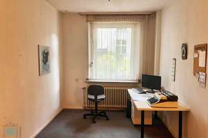 ***PREISSENKUNG: freistehendes Einfamilienhaus mit sechs Garagen – Die vollständige Adresse der Immobilie erhältst du vom Anbieter., 42329 Vohwinkel, Wuppertal – Vorschaubild 5