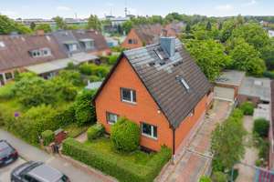Freistehendes Einfamilienhaus -ideal für Familien – Die vollständige Adresse der Immobilie erhältst du vom Anbieter., 24113 Hassee, Kiel – Vorschaubild 6