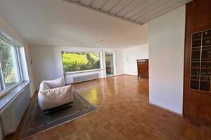 Großzügige bezugsfertige DHH - wertig modernisiert - in 89312 Günzburg-Reisensburg – Die vollständige Adresse der Immobilie erhältst du vom Anbieter., 89312 Günzburg – Vorschaubild 11