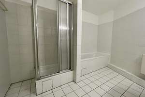 Großzügige 4-Zimmer-Wohnung in Lörick, Düsseldorf – Anrather Weg 2, 40547 Lörick, Düsseldorf – Vorschaubild 10