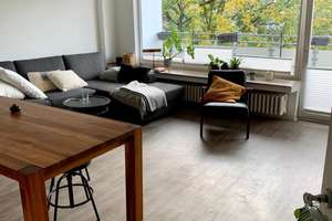 Helle 3 Zimmer Wohnung in Oberkassel – Kyffhäuser Str. 4, 40545 Oberkassel, Düsseldorf – Vorschaubild 1