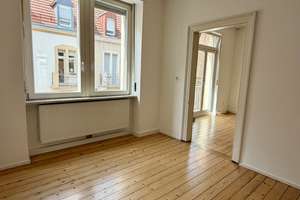 HELLE 3-ZIMMER-WOHNUNG MIT BALKON – Uhlandstraße 35, 76135 Weststadt, Karlsruhe – Vorschaubild 3