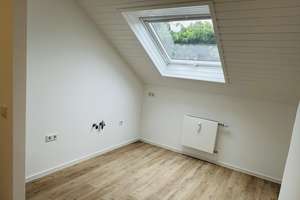 Modernisierte 3-Zimmer-Wohnung mit eigenem Garten & Weitblick – Johann-Peter-Frohnstr. 13, 42855 Schöne Aussicht, Remscheid – Vorschaubild 4