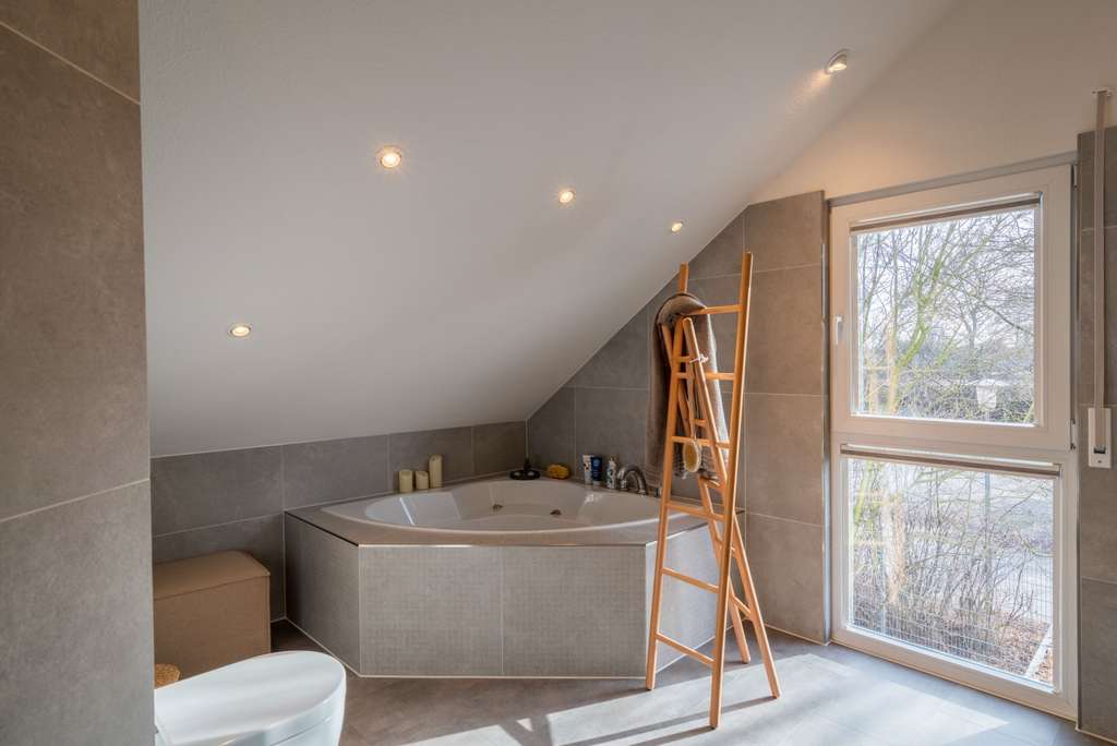 Immobilie in Tüßling - Ein Haus fürs Leben - modernes Neubau-Eigenheim - Bild 4