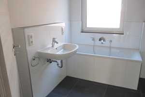 Modernes EFH oder ZFH, BJ 2017, Energie A +, freistehend, 2 Garagen, Balkon, Süden, einzugsfertig !! – Rethelstr. 16, 52477 Aachen (Kreis) – Vorschaubild 6