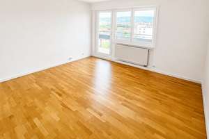 Helle 3-Zimmer-Wohnung mit zwei Balkonen in Stuttgart-West (Hölderlinplatz) mit tollem Stadtblick – Die vollständige Adresse der Immobilie erhältst du vom Anbieter., 70174 Relenberg, Stuttgart – Vorschaubild 2