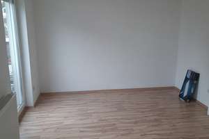 Schönes Reiheneckhaus in Burscheid mit Garten, Pool, Stellplätzen, Garage und PV-Anlage – Die vollständige Adresse der Immobilie erhältst du vom Anbieter., 51399 Burscheid – Vorschaubild 12