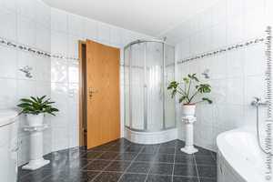 Gepflegtes Einfamilienhaus mit großem Garten und Garage in Essen (Oldenburg) – Cloppenburg (Kreis) – Vorschaubild 25