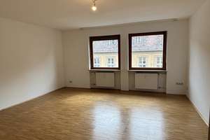     Wohnen im Herzen Würzburgs – Stilvolle 3-Zimmer-Wohnung mit Balkon – Plattnerstraße 9, 97070 Altstadt, Würzburg – Vorschaubild 3