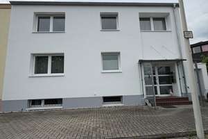 Schöne Ruhige Wohnung mit 3 Zimmern und Balkon in Bonn