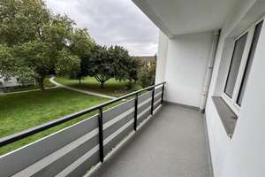 Sie suchen 3 Zi-Whng. - weisses Wannenbad mit Fenster und Balkon - Duisburg – Brahmstr. 26, 47226 Rheinhausen-Mitte, Duisburg – Vorschaubild 6