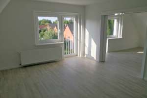 Toplage: Schöne helle 6-Zimmer-Maisonettewohnung mit Balkon und Garten in BS-Melverode – Am Zoo 6, 38124 Heidberg-Melverode, Braunschweig – Vorschaubild 10