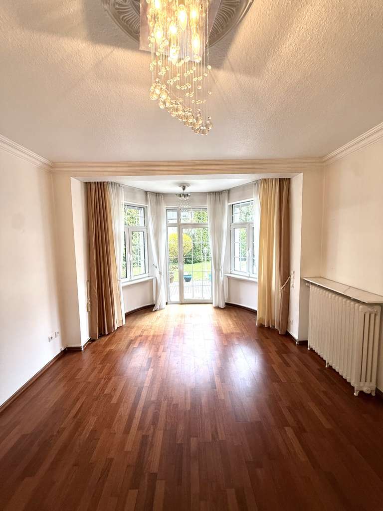 Immobilie in Hagen - CHARAMTES, FREISTEHENDES 3-FAMILIEN-MEHRGENERATIONENHAUS & EINLIEGERWOHNUNG in Top-Lage - Bild 2