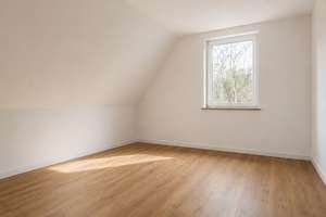 Großzügiges Traumhaus – Saniert für Dich – Die vollständige Adresse der Immobilie erhältst du vom Anbieter., 22399 Poppenbüttel, Hamburg – Vorschaubild 4