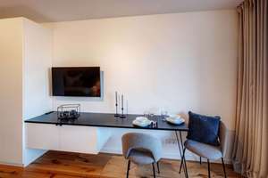 Bogenhausen: Hochwertig möbliertes Apartment im 13. OG - grandioser Fernblick – Die vollständige Adresse der Immobilie erhältst du vom Anbieter., 81925 Parkstadt, München – Vorschaubild 4